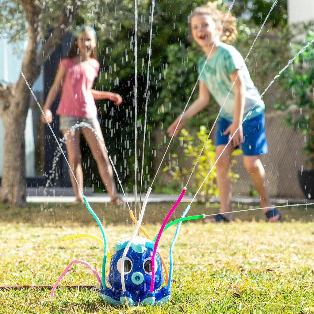 Pack Giant Inflatable Bumper Bubble Ball and Water Sprinkler and Sprayer Toy InnovaGoods-28
