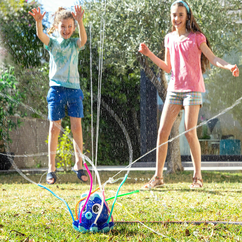 Pack Giant Inflatable Bumper Bubble Ball and Water Sprinkler and Sprayer Toy InnovaGoods-24