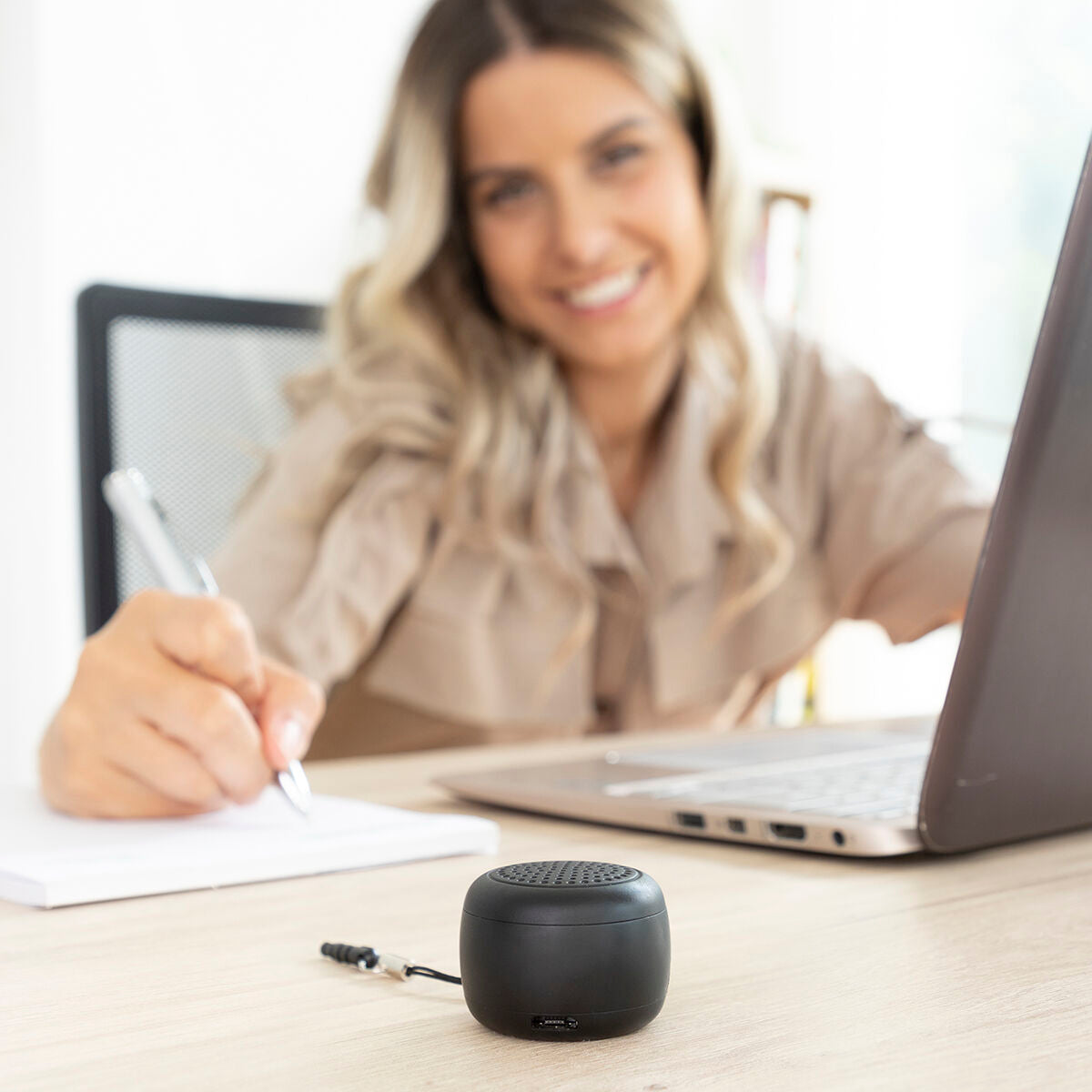 Miund prijenosni Bluetooth mini zvučnik InnovaGoods