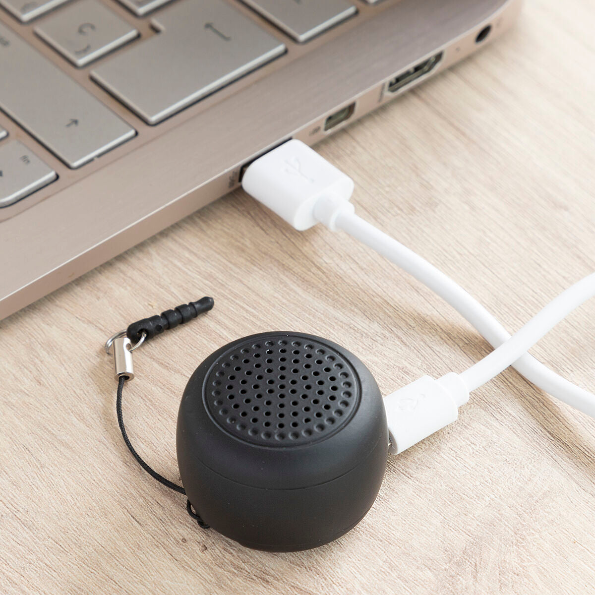 Miund prijenosni Bluetooth mini zvučnik InnovaGoods