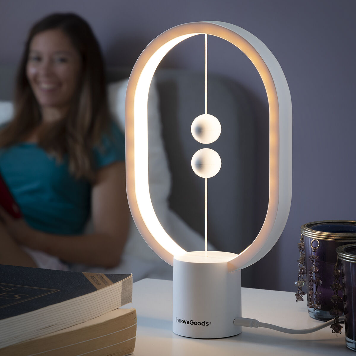Magilum LED balance lamp with magnetic switch